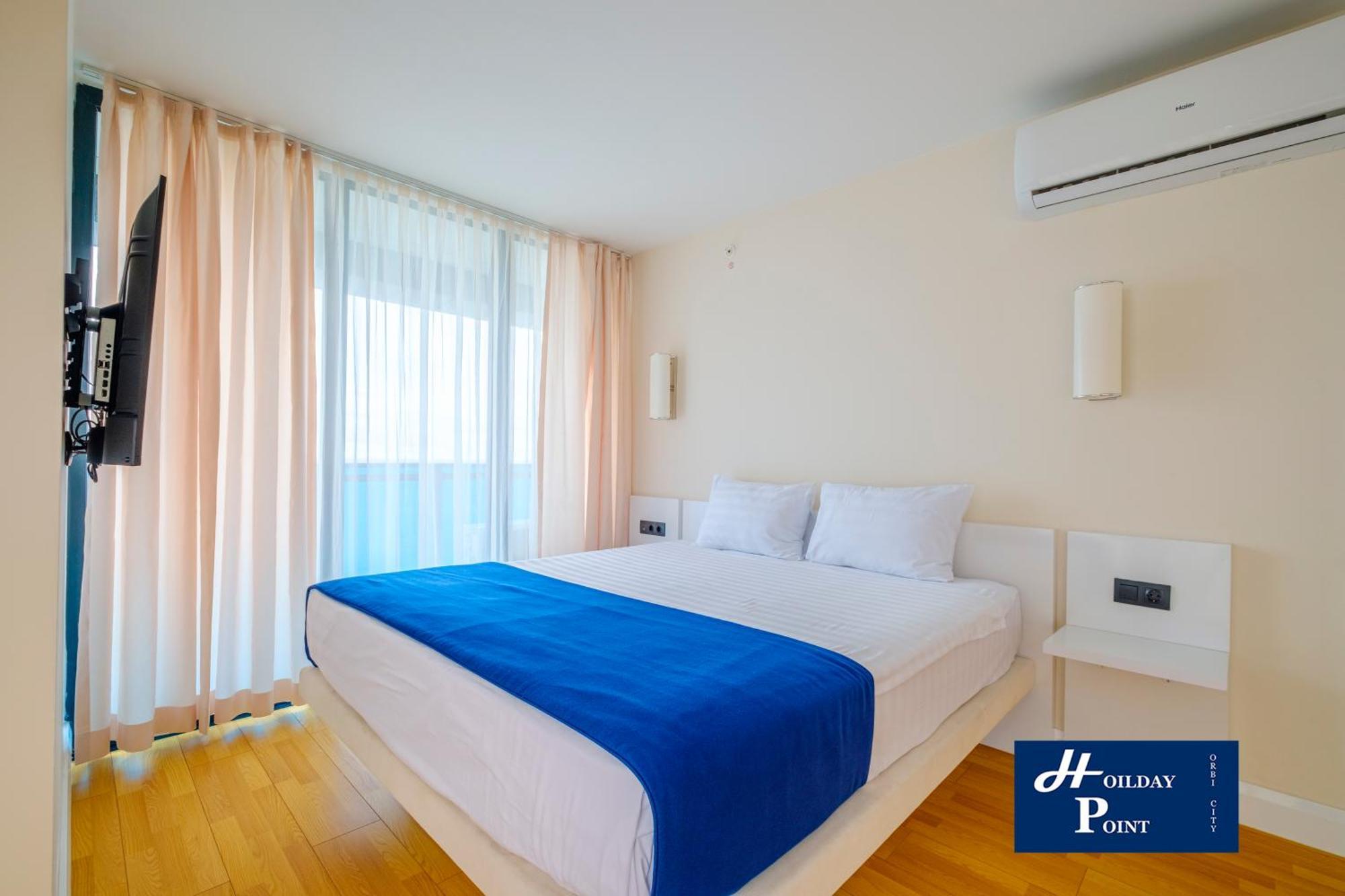 Holiday Point Orbi City Batoumi Extérieur photo