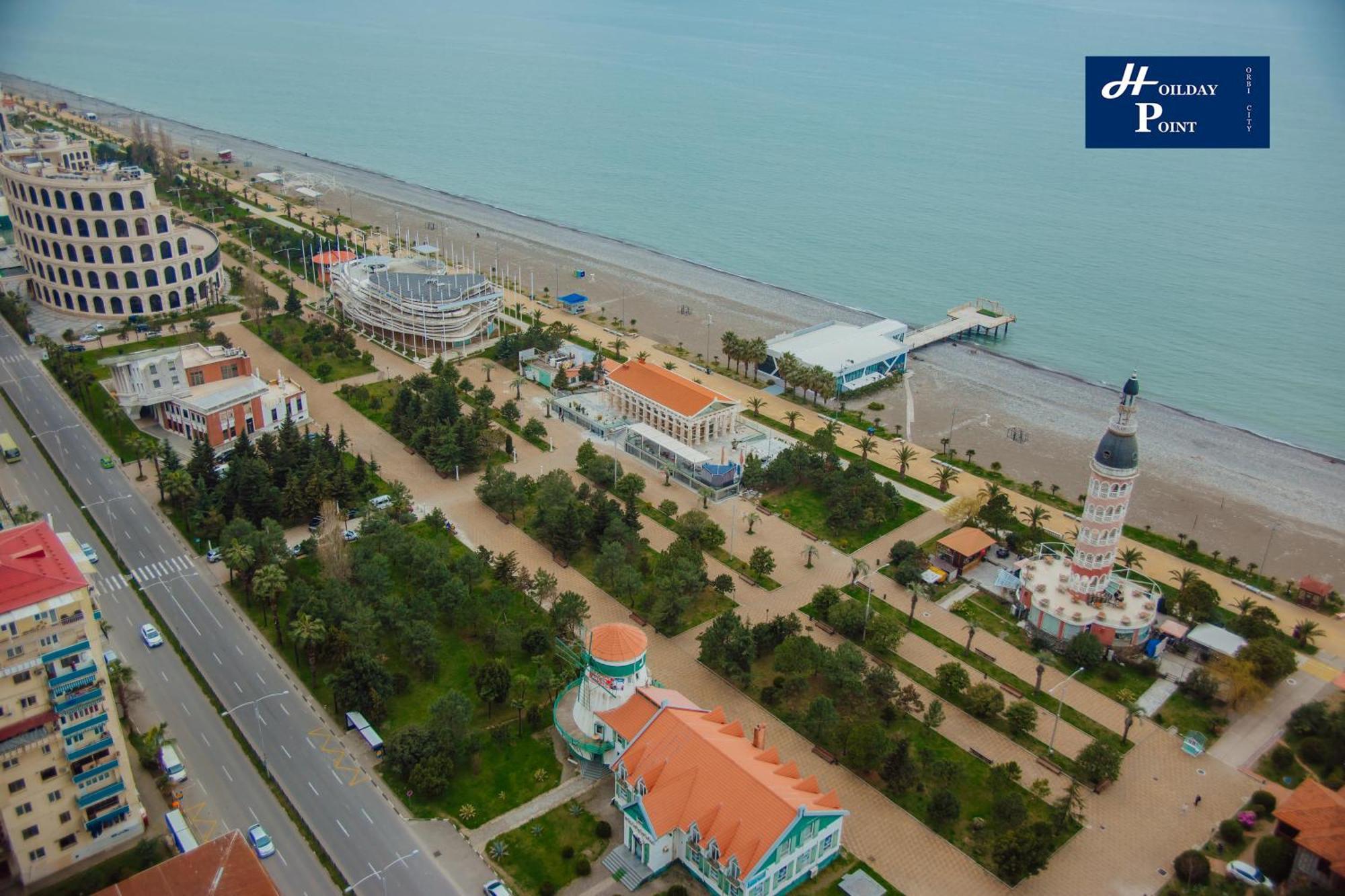 Holiday Point Orbi City Batoumi Extérieur photo