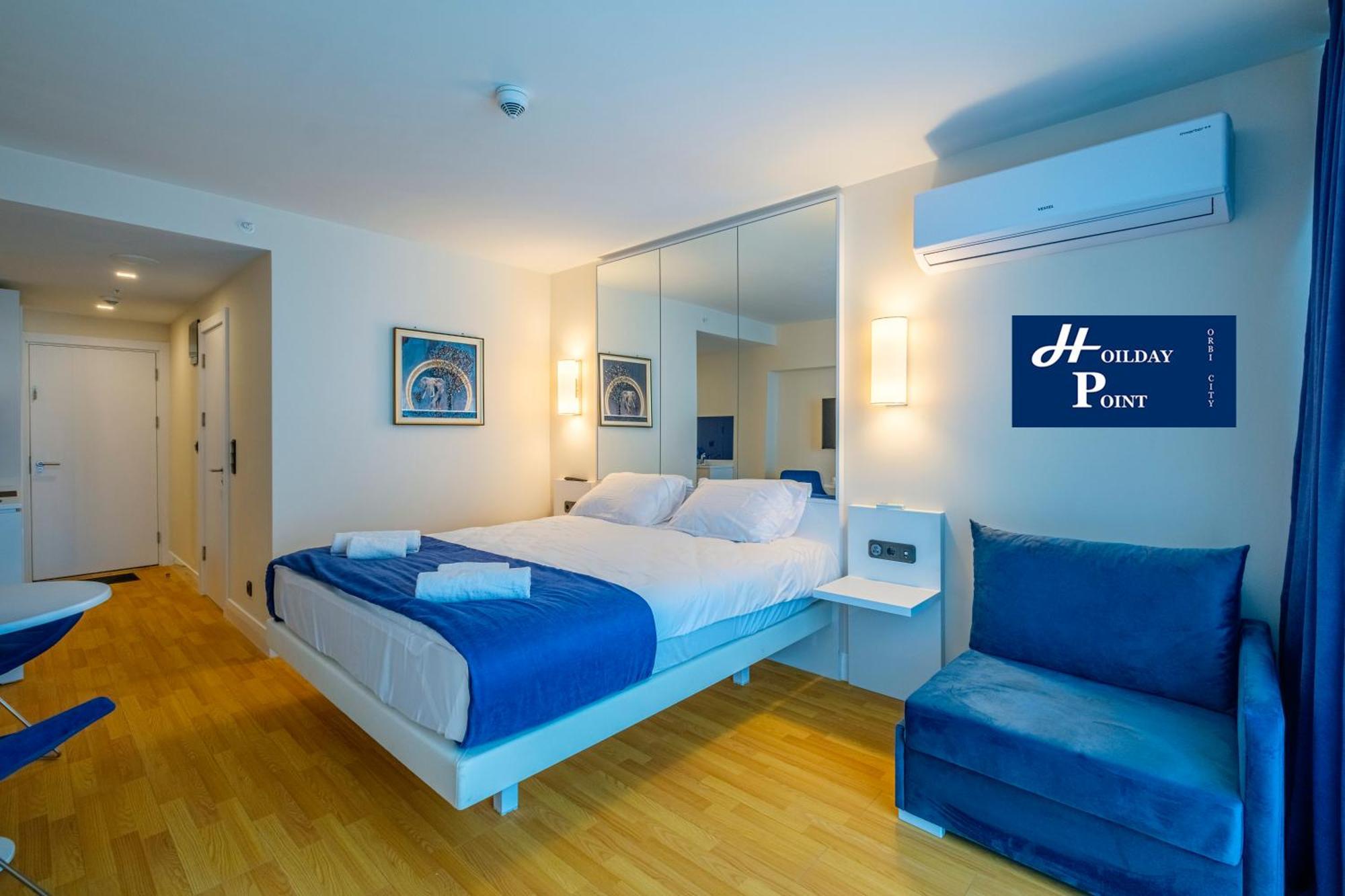 Holiday Point Orbi City Batoumi Extérieur photo