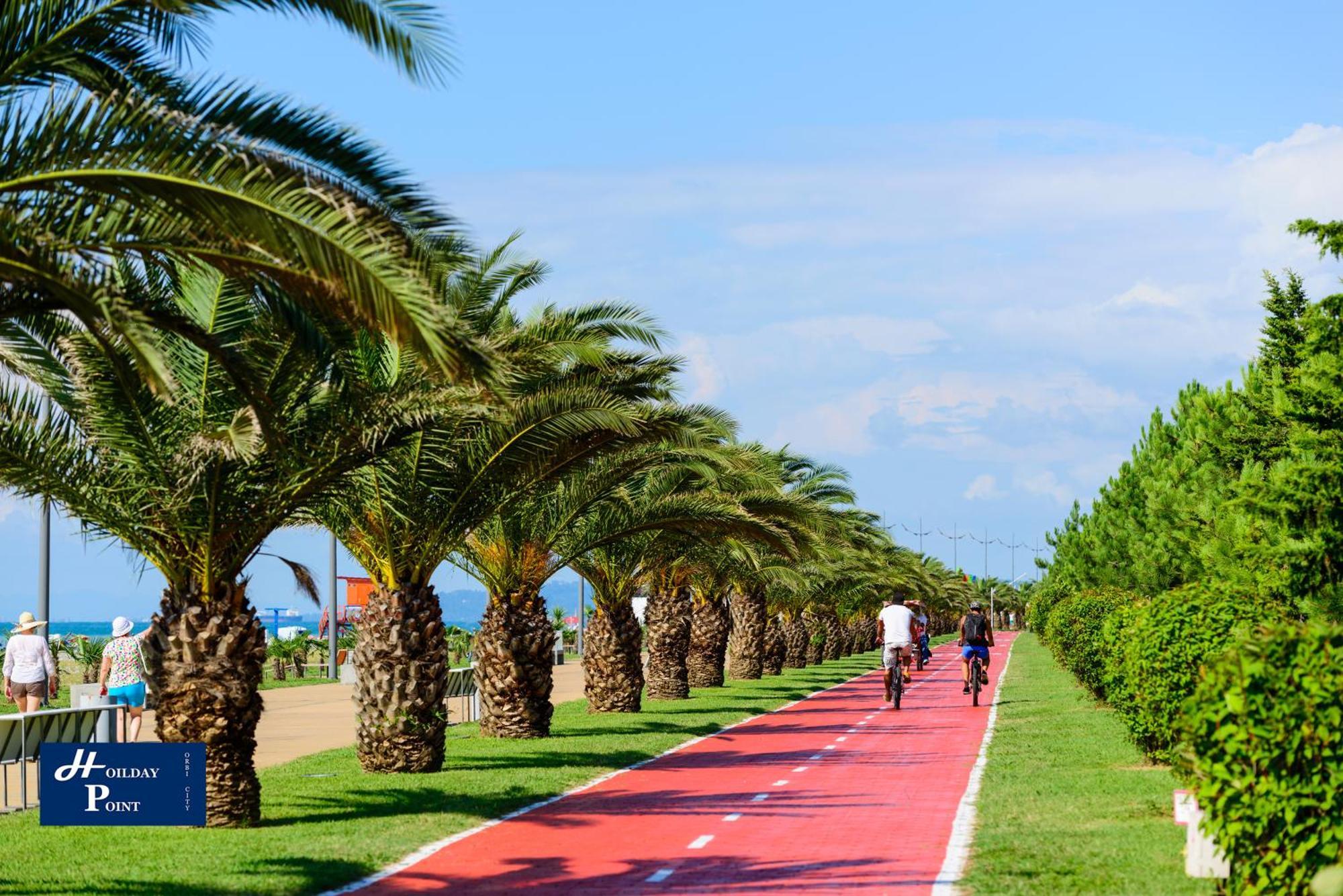 Holiday Point Orbi City Batoumi Extérieur photo